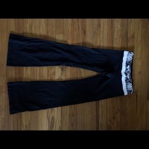 Reversible lululemon leggings